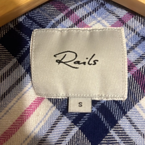 Rails plaid shirt. - Picture 2 of 4